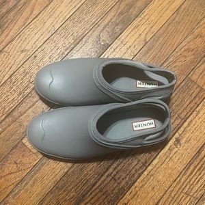 Hunter clog, color gray, size 10